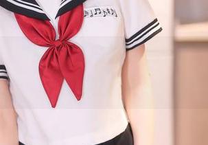 秀人网 - 李丽莎在户外：另一种‘更新’的探险套图！