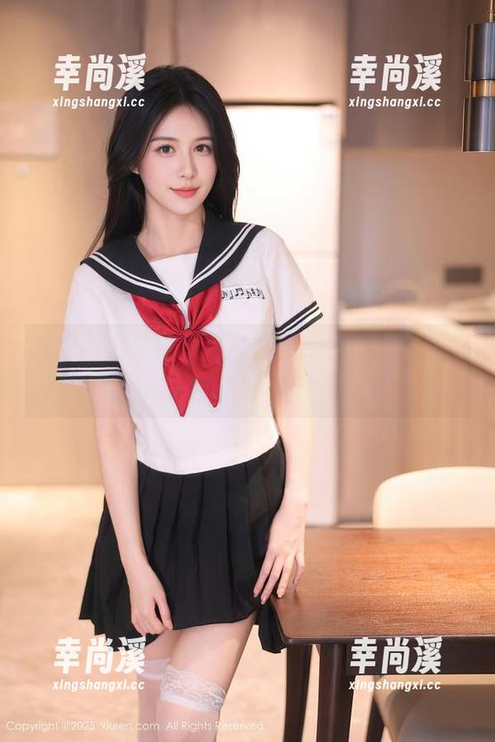 秀人网-李丽莎 秀人网 - 李丽莎在户外:另一种‘更新’的探险套图!