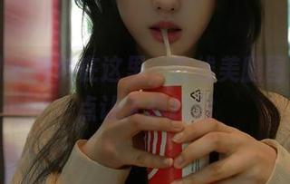 秀人网 - 清妙在这里，在线美腿图集，有点让人想跑偏