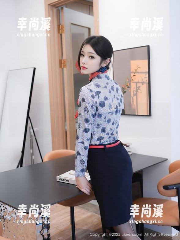秀人网 - 诗诗的运动：图片大更新，动起来的感觉！