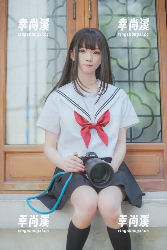 制服套图，原来绮太郎也能如此轻松玩梗