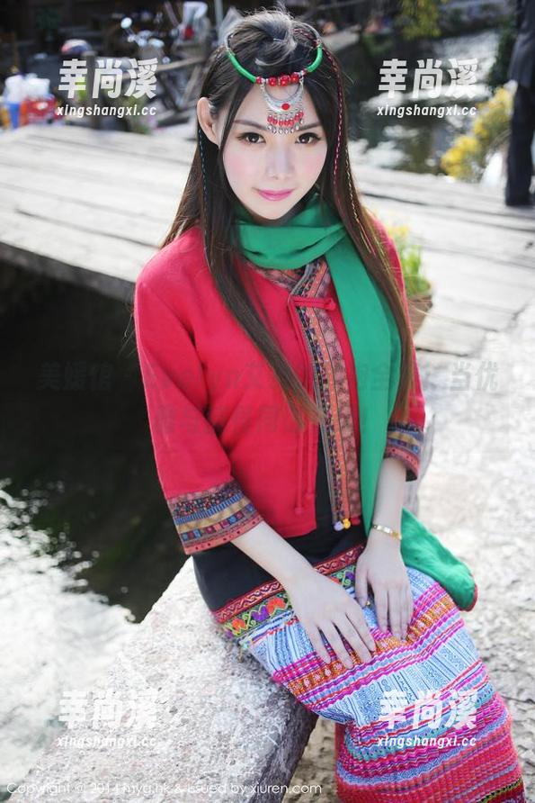 美媛馆 - Evelyn艾莉的旗袍全集：当优雅与搞怪同时在线！