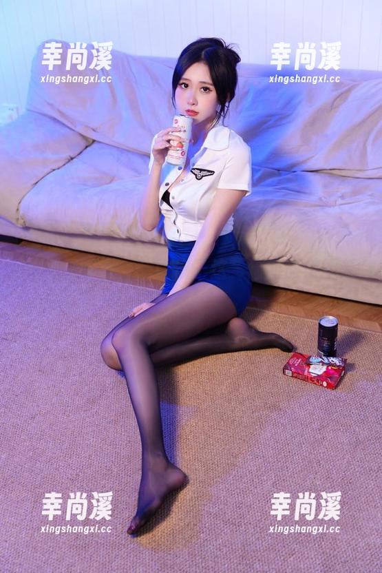 原图看过来，芋圆侑子这艹猫的颜值不低啊！