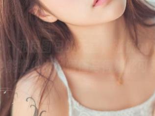 菠萝社 - 私房图包的天堂，张优ayoyo竟也能把少女的懵懂写得如此可爱