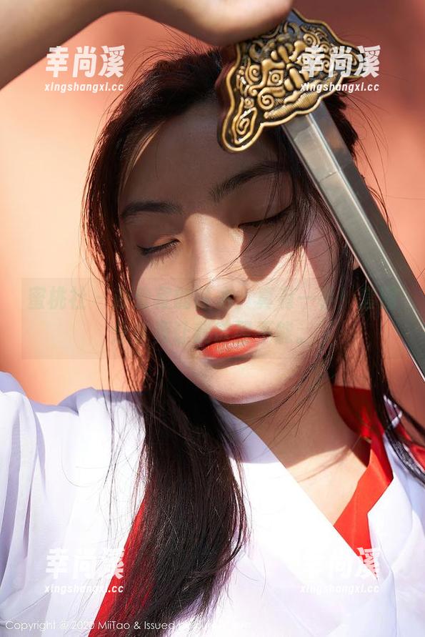 蜜桃社 - 办公室的铃木，真有一手！套图分享竟让我欲罢不能。