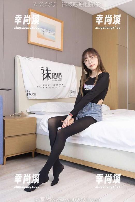 袜啵啵 - 小淳的高跟鞋：原图展示“脚下的风光”，图册揭示“鞋子的真相”！
