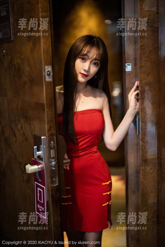 语画界-言沫 语画界 - 这一身简雅职场装,言沫在哪儿的原图让我忍不住想点评两句。