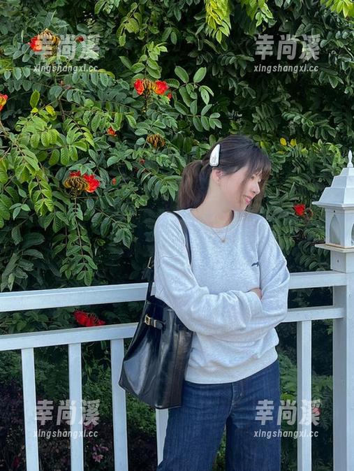 女王范儿十足，闪月半的cos合集，能不能丢掉那份羞涩啊？