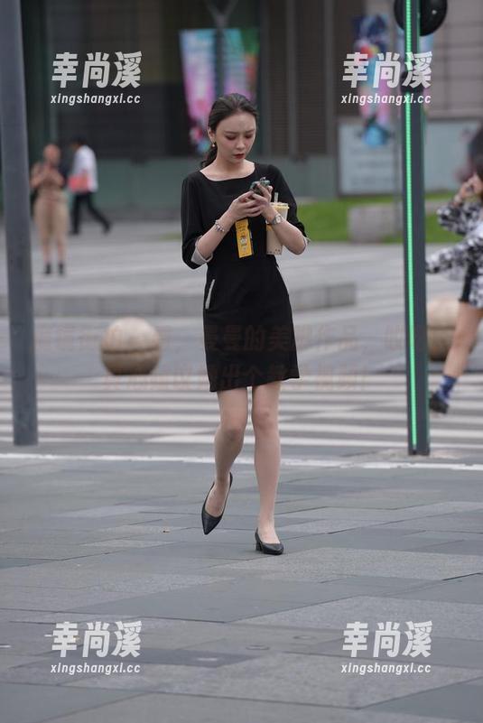 魔镜街拍 - 看，曼曼的美脚作品，哎呀，真心建议她出个教学视频！