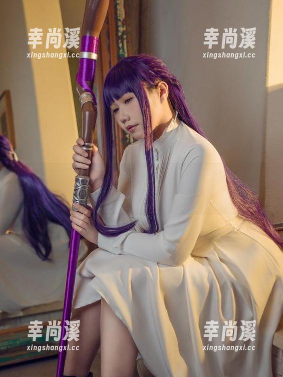 麻花麻花酱的合集：一部不太天命的赫葵特写真图片集