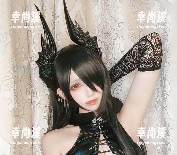 观看黑白御猫的女仆合集，真心想问：这份恬静感从哪里来？
